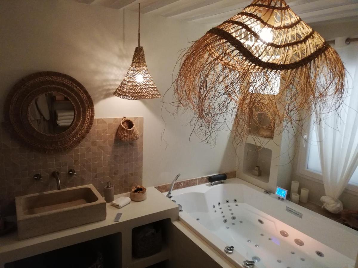 La Petite Perle, Balneo En Supplement, Le Clos Des Perles Tourtour Esterno foto